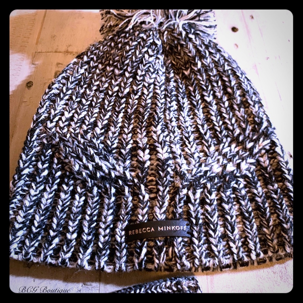 Rebecca Minkoff Knit hat & fingerless gloves
